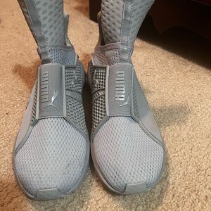 PUMA Fenty Women's Gray Sneakers Size 9.5